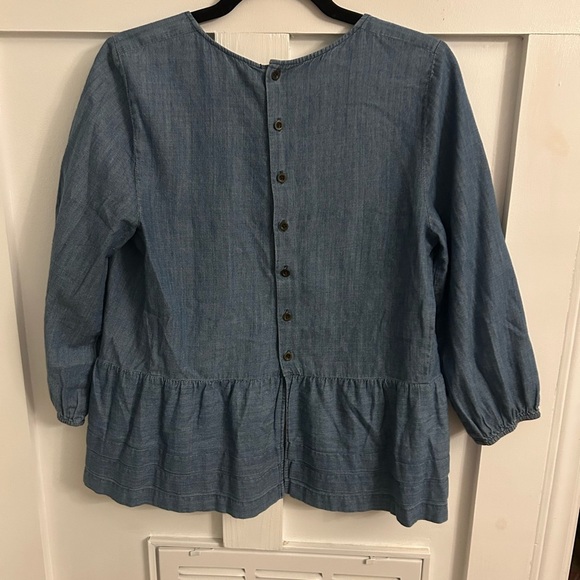 The Great. Women's Blue Denim Chambray Back Buttoned Layered Peplum Top Sz 0 XS - Picture 4 of 6